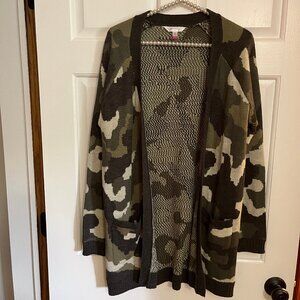 No Boundaries Ladies Camo Print Long Knit Open Cardigan Size Juniors M (7-9)